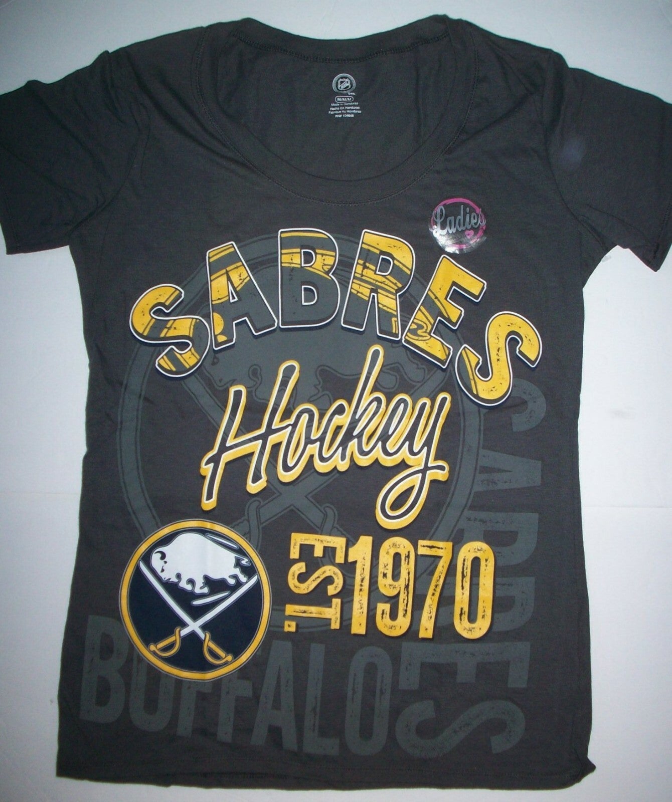 Buffalo Sabres Hockey Est. 1970 Ladies Med. T-Shirt - New