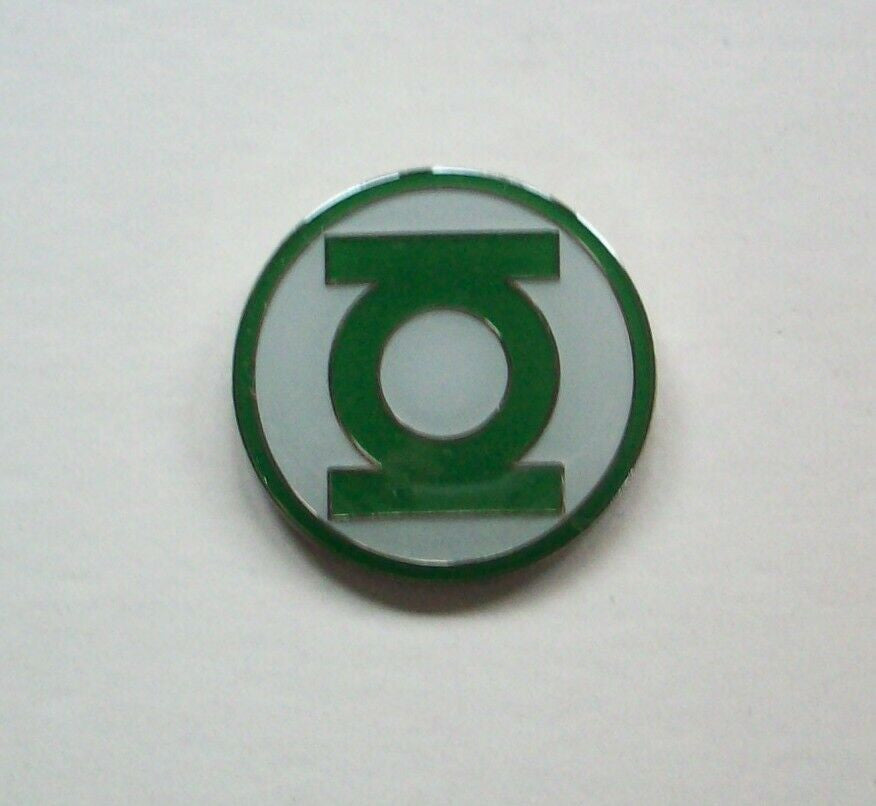1 1/4" inches, diameter. Green Lantern Logo Enamel Pin with clutch back. New.
Please note we will always combine shipping on like items. Any additional patch or pin will ship for 50 cent per item. Any additional payment will be reimbursed to your Paypal account. Thank You.