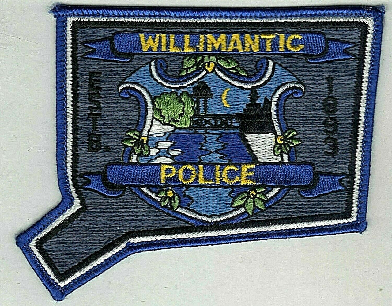 4. 1/2 inches wide a new Willimantic, CT Police shoulder embroidered patch. Sew on or iron on. New.
Part of my patch collection acquired over 25 years.
Please note we will always combine shipping on like items. Any additional patch or pin will ship for 50 cent per item. Any additional payment will be reimbursed to your Paypal account. Thank You.