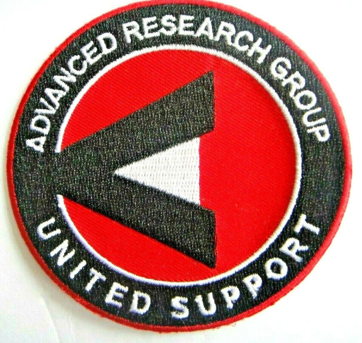 3 1/2 inches tall, a new World of Warcraft, "Advance Research Group - United Support" Embroidered Patch, Sew on or iron.
Please note we will always combine shipping on like items. Any additional patch or pin will ship for 50 cent per item. Any additional payment will be reimbursed to your Paypal account. Thank You.