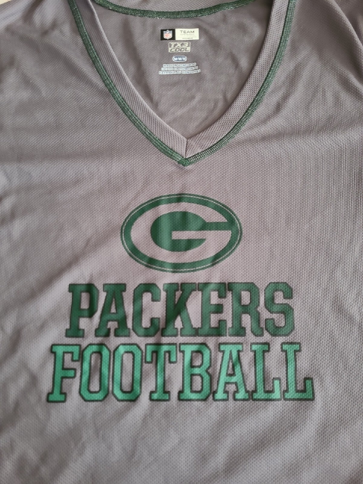 NFL Green Bay Packers "Football" Womens Medium T-Shirt Jersey