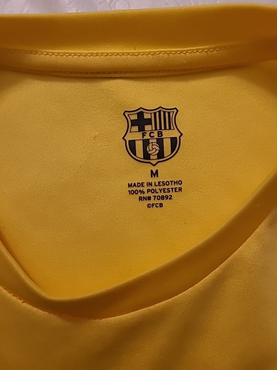 FC Barcelona Mens Medium Unisex T-shirt -New