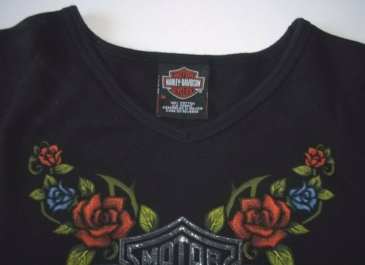 Harley-Davidson Buffalo, NY, Ladies Medium V-Neck T-shirt -Excellent Condiiton.