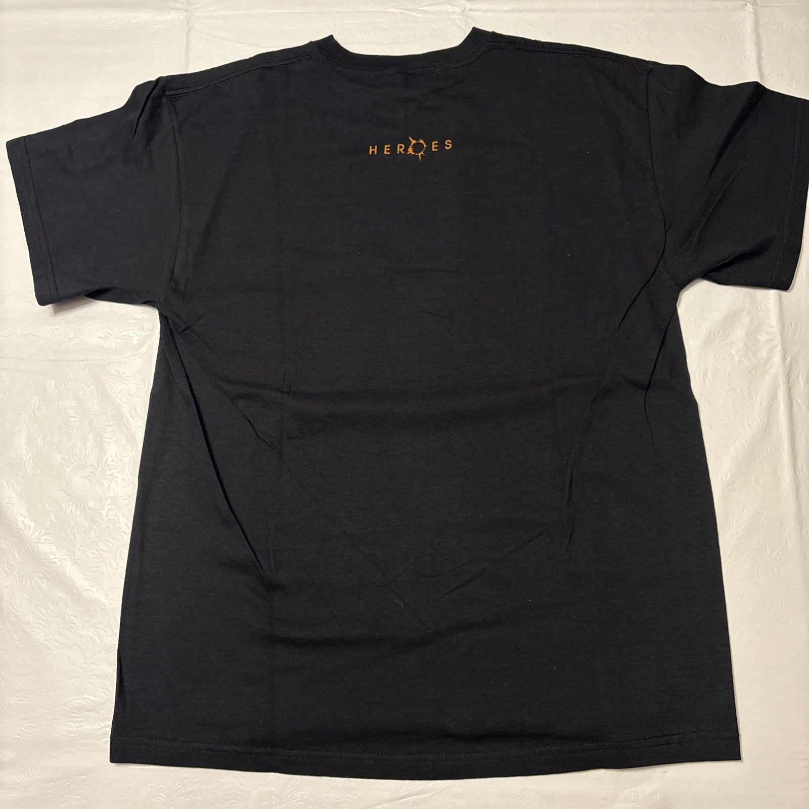 Heroes "Logo" (2006-10 TV Series) Mens Medium Unisex  T-Shirt -NOS