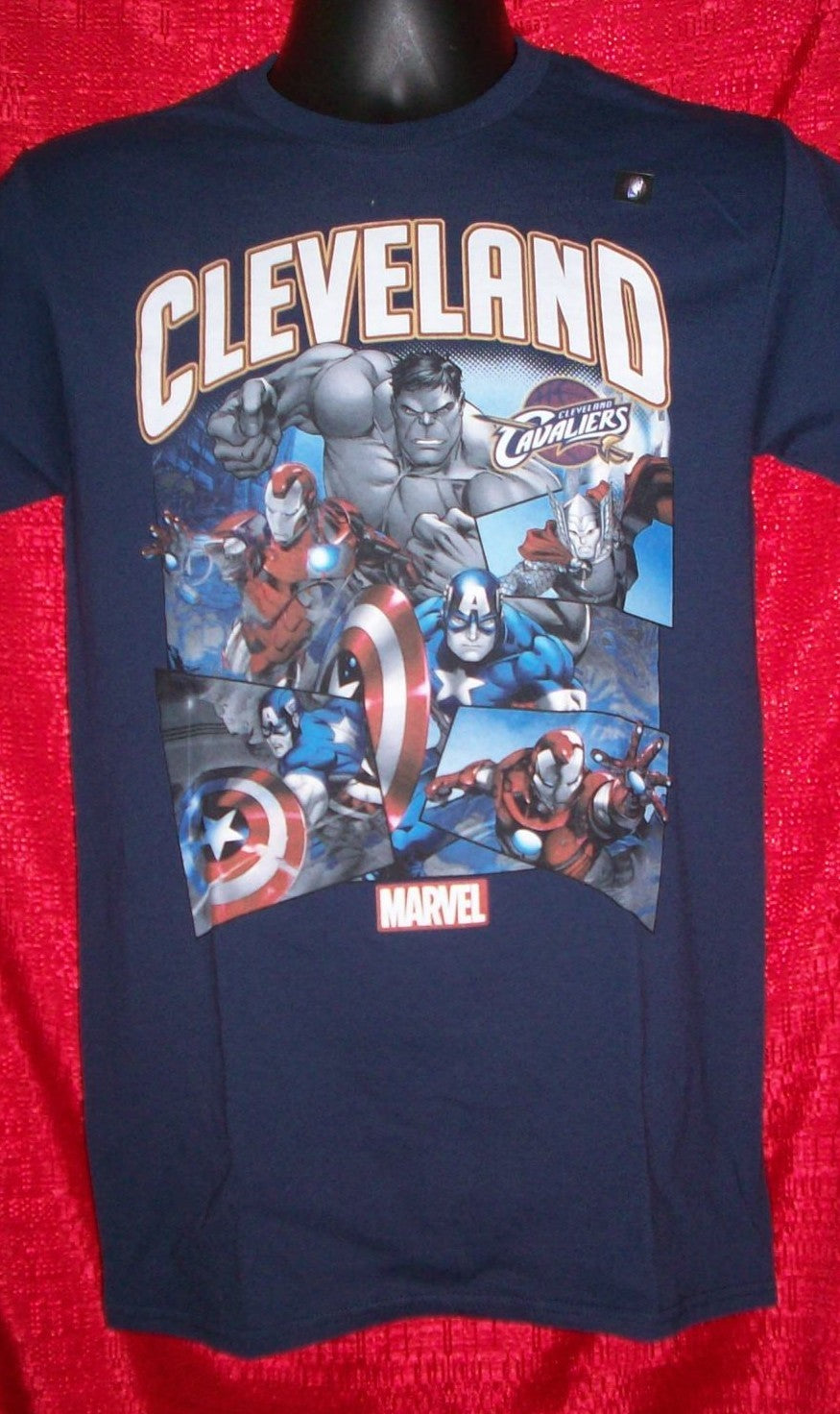 Marvel Comics Cleveland Cavaliers Mens Adult Small Unisex T-shirt  -new