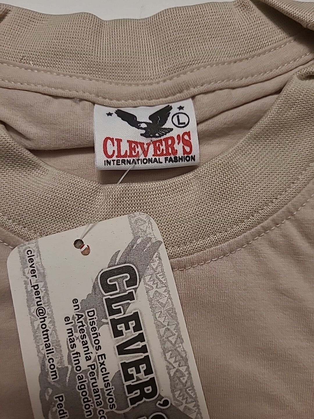 Peru Embroidered Logo Mens Large Unisex T-Shirt by Cleaver -new