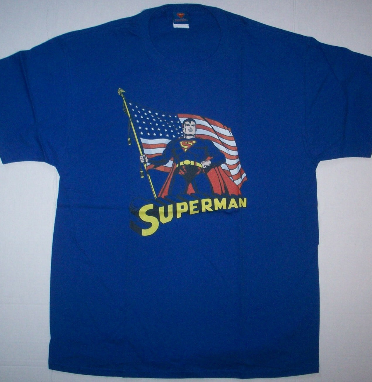 Superman with American Flag  Mens L Adult Unisex T-Shirt - New