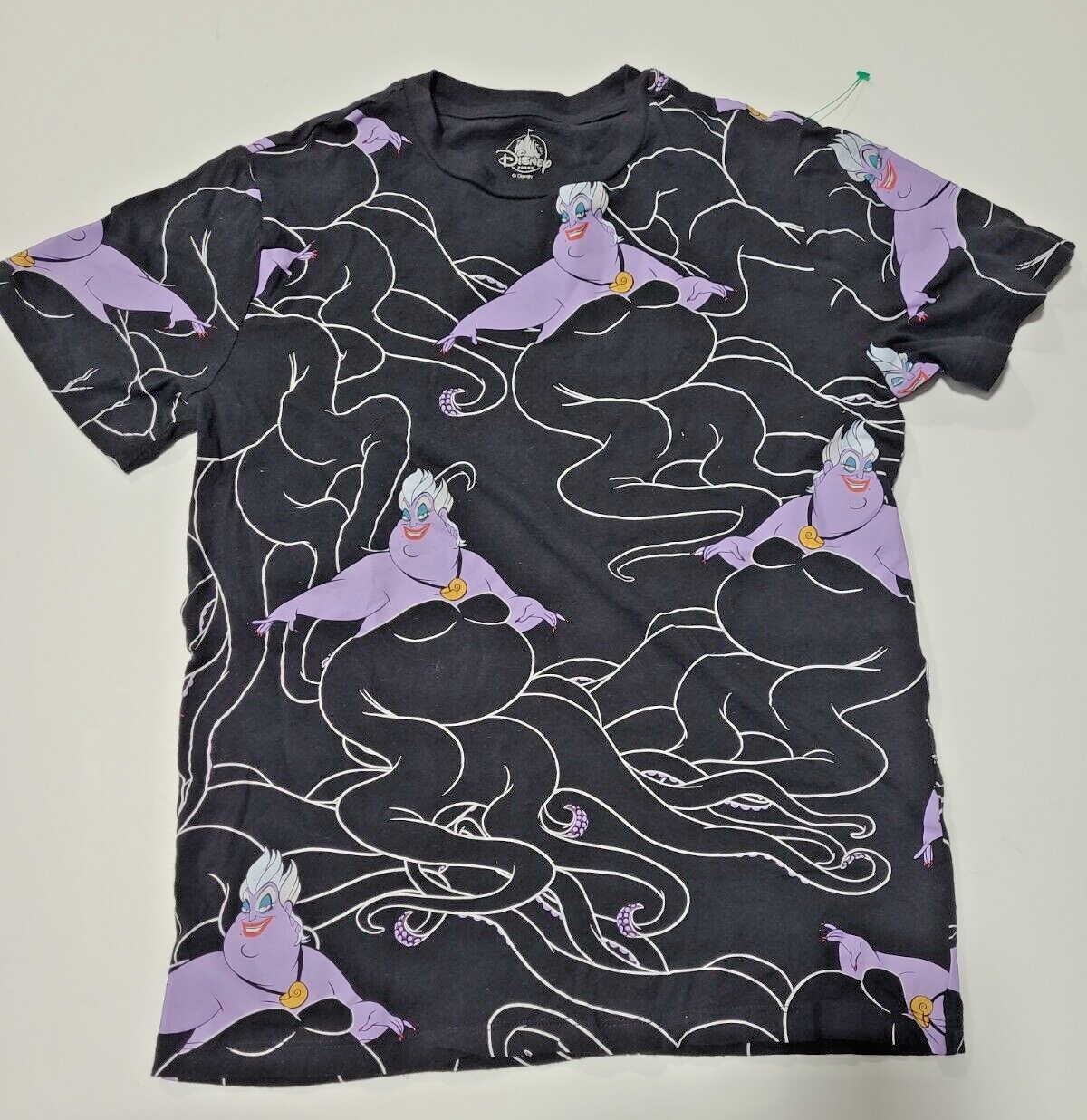 Disney Parks Ursula Sea Witch The Little Mermaid Men Small Unisex T-Shirt -new