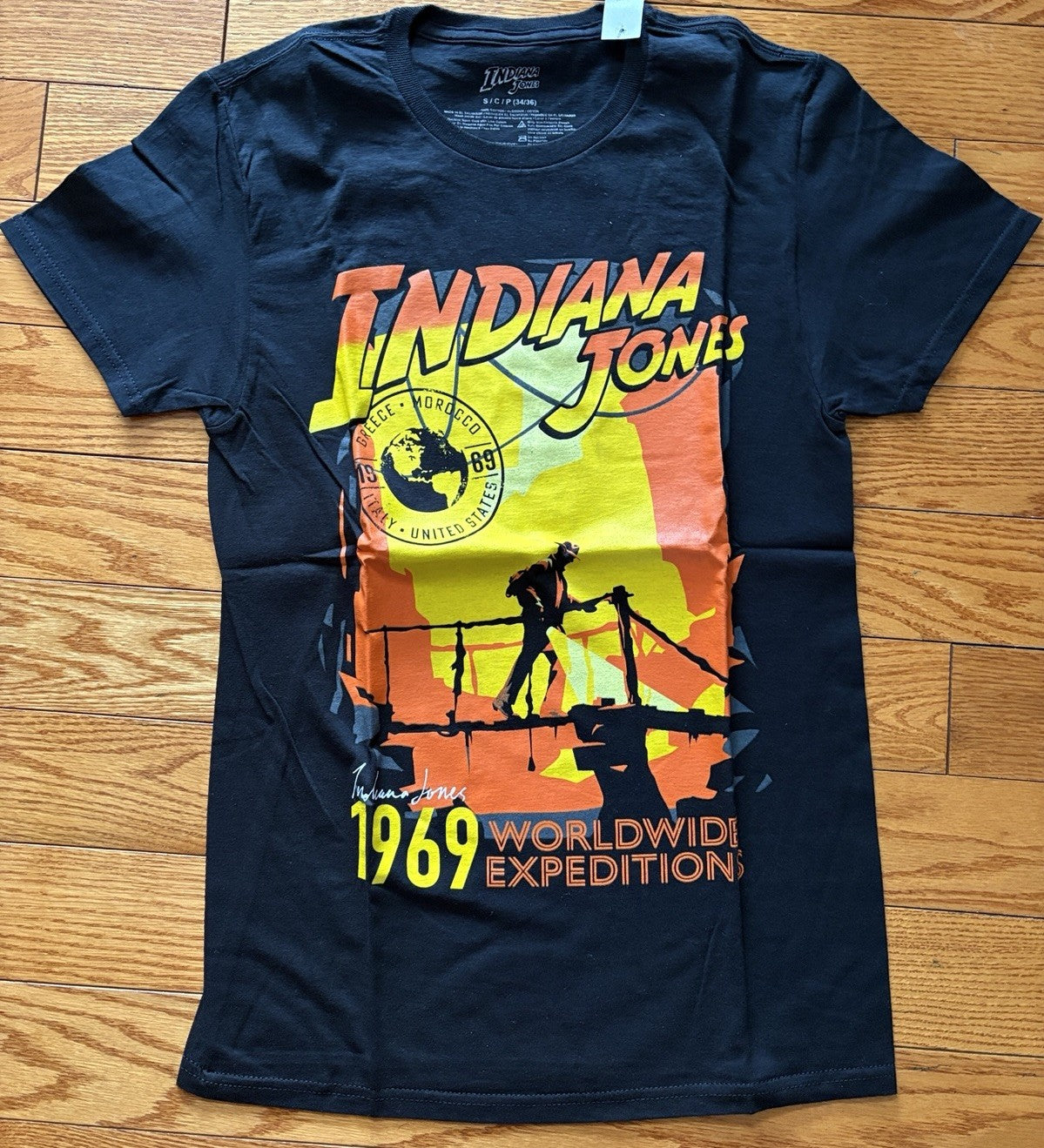 Indiana Jones"1969 Worldwide Expedition"  Mens Small  Unisex Graphic T-Shirt