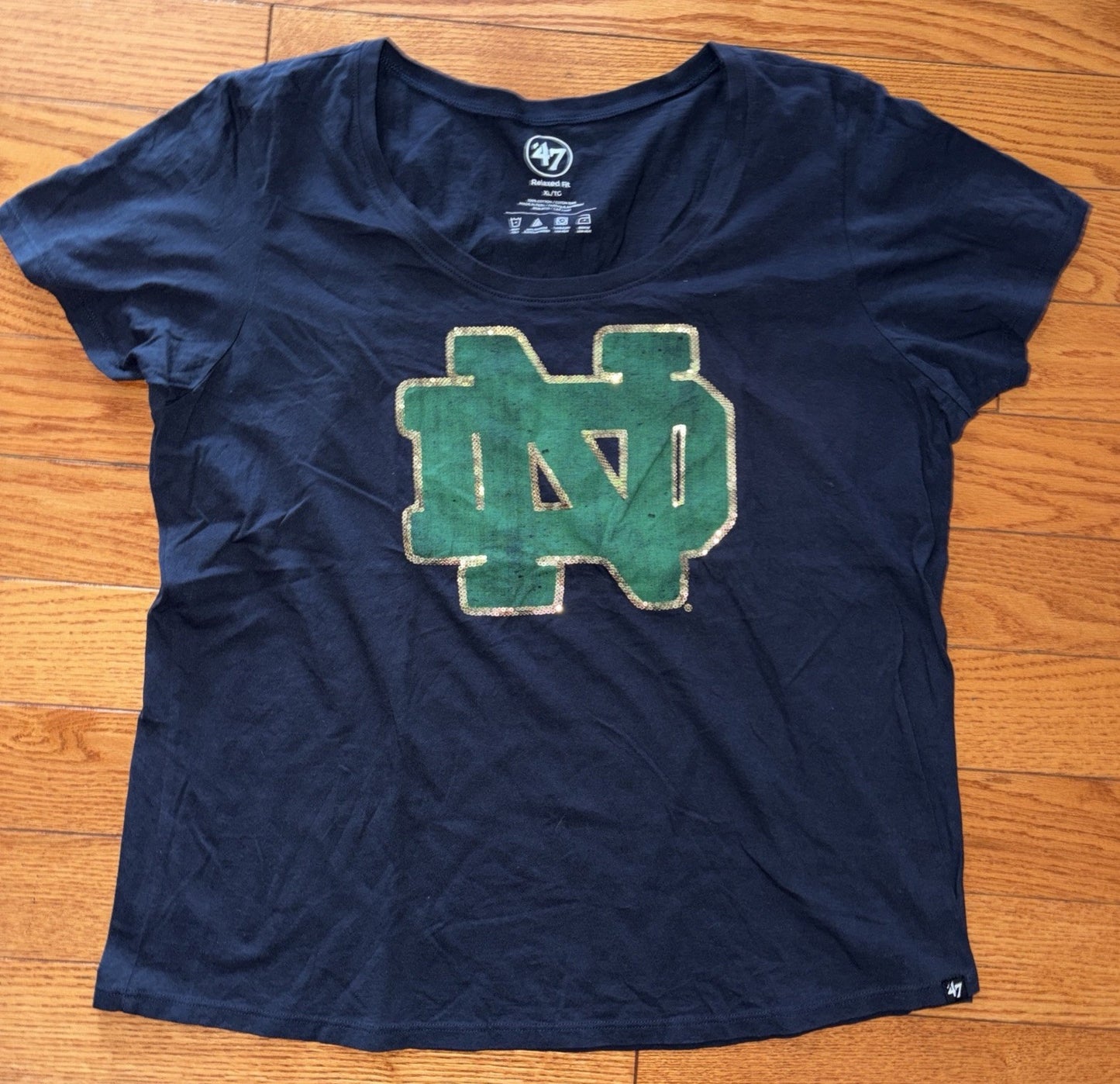 Notre Dame "Sequence” Women xL Relaxed Fit T-Shirt by Majestic-New old stock