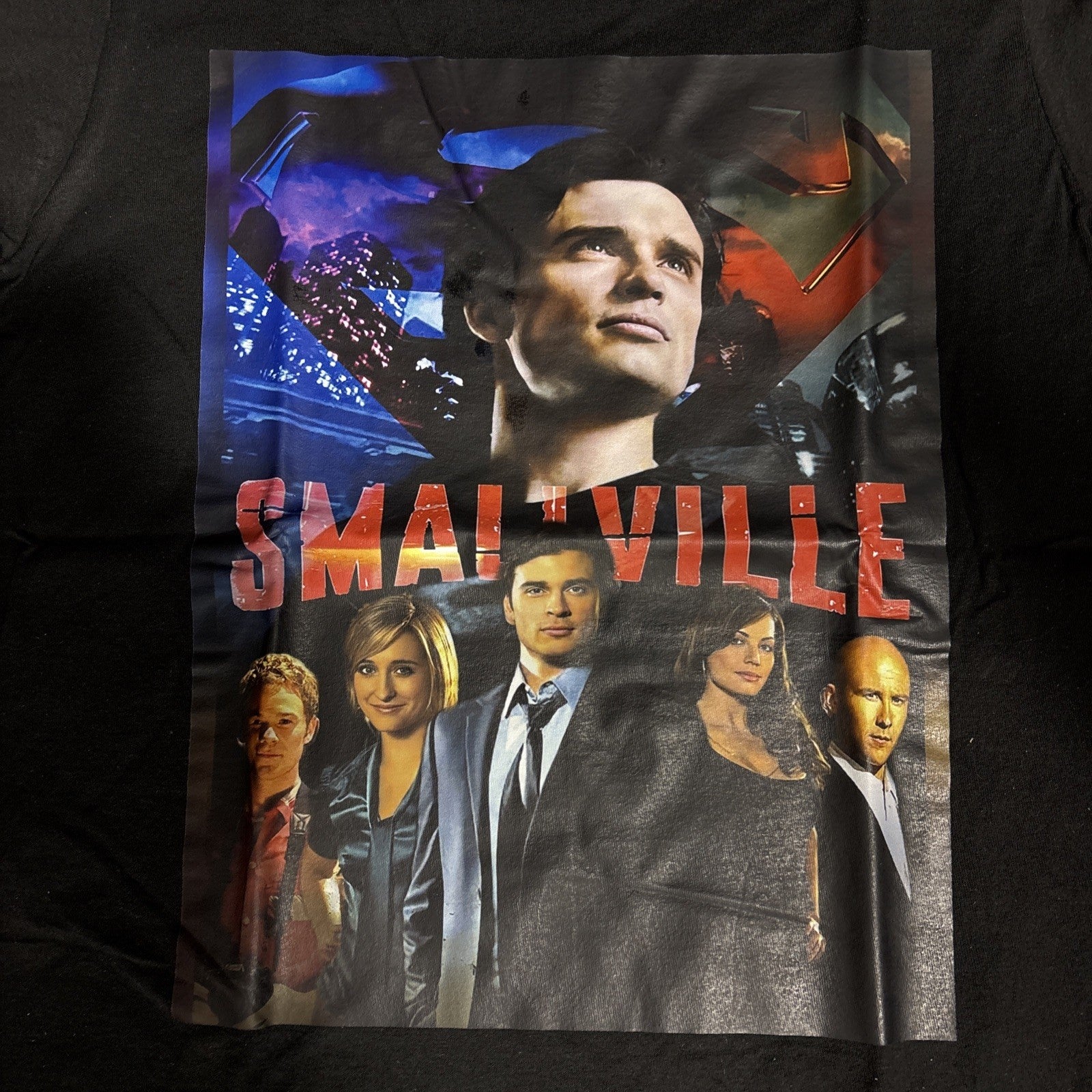 Smallville)" Cast Collage" Men Unisex T-shirt -Available S to 3x -New