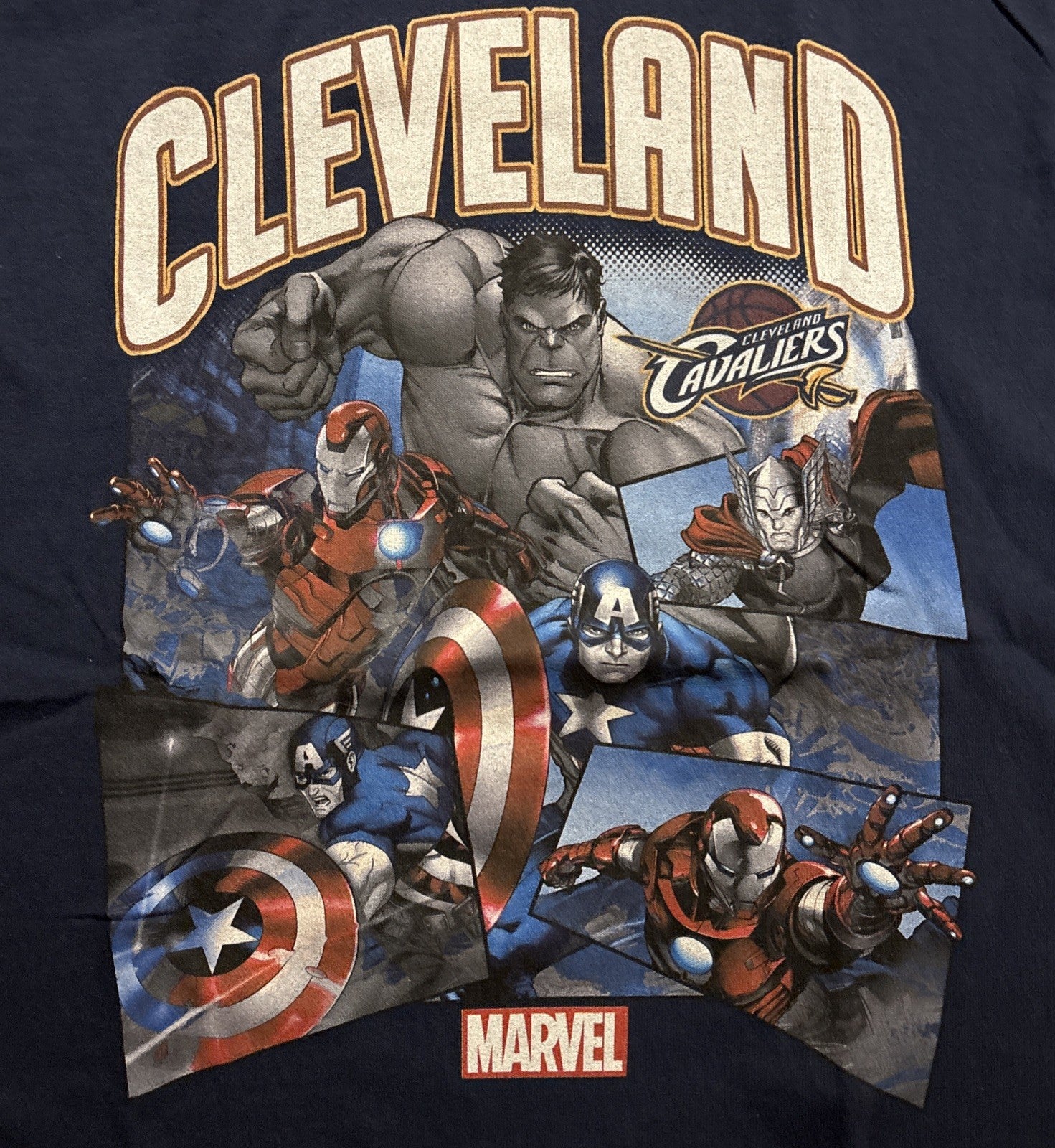 Marvel Comics Cleveland Cavaliers Mens Adult Small Unisex T-shirt  -new