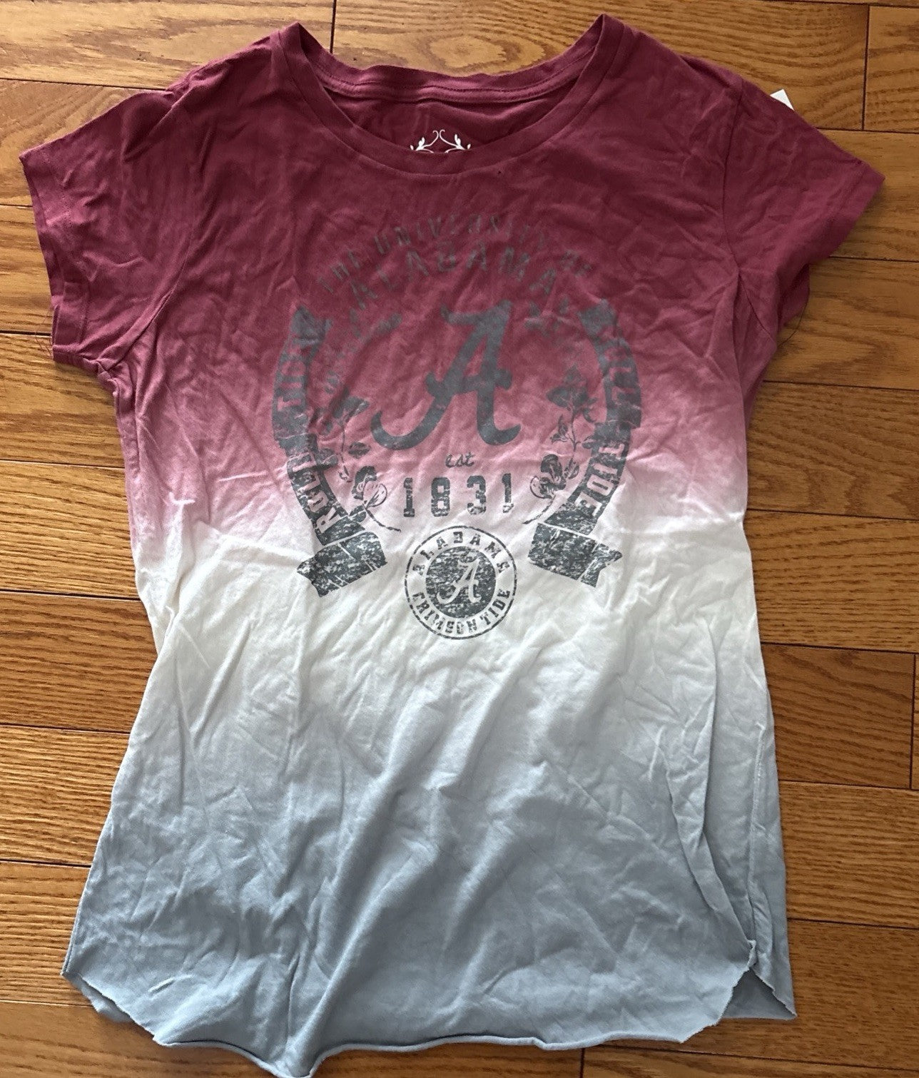 Alabama Crimson Tide “Role Tide” Women Medium T-Shirt by G-111 For Her -New
