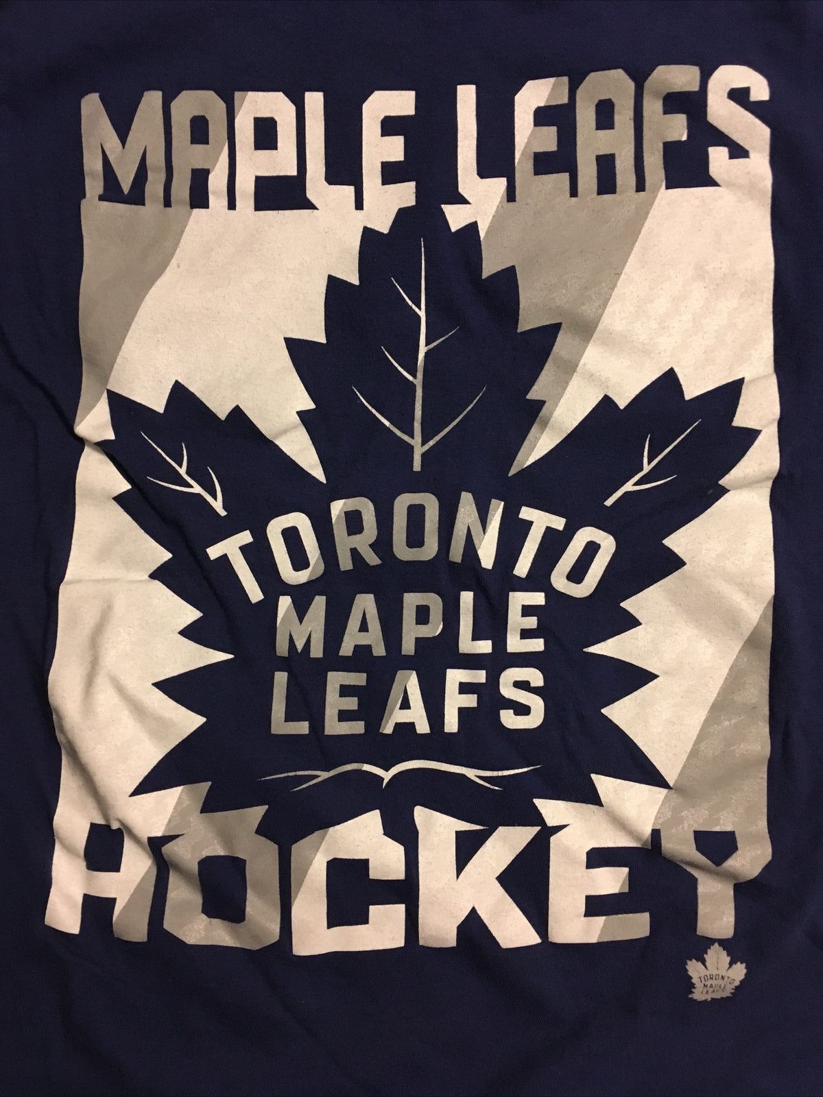Toronto Maple Leafs Youth Size Large (14/16) T-Shirt - Gently Used