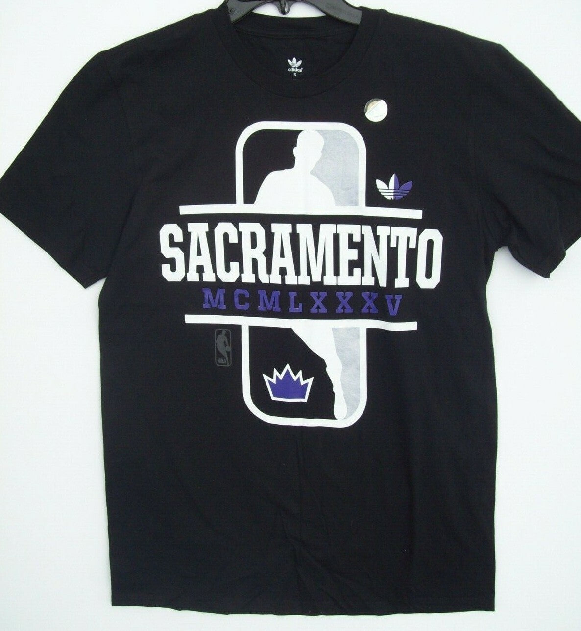 NBA Sacramento Kings 1985 Mens Small Adidas T-Shirt - new