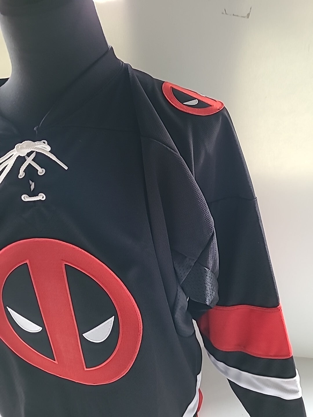 Marvel Deadpool Logo Pro Model Mens Hockey Jersey -Available sm to 3x New