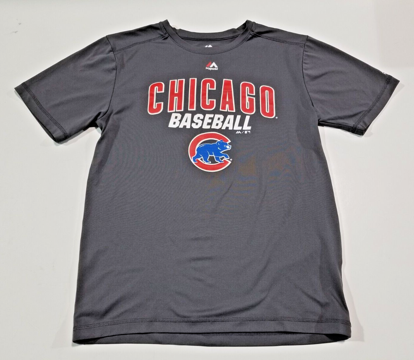 MLB Chicago Cubs Baseball T-shirt, Men's Small  T-Shirt by Majestic, Excellent