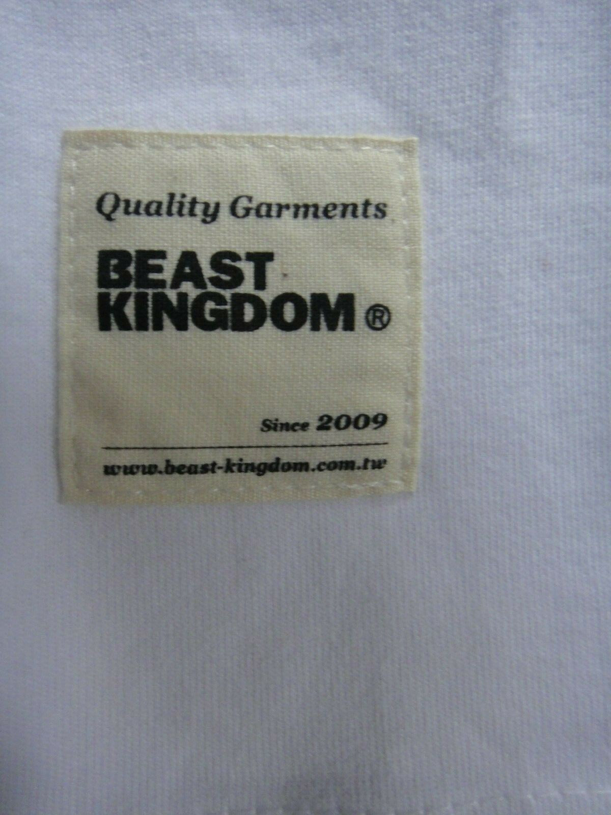 Marvel "Beast Kingdom" Spider-Man Mens Small Unise T-shirt -new