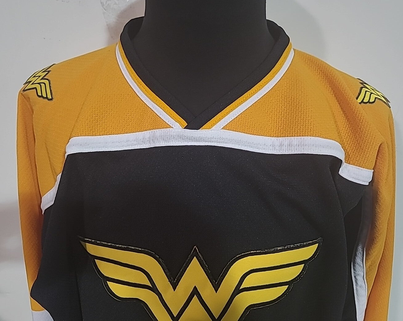 Wonder Woman "DC Comics" Pro Model Mens Hockey Jersey - Available sm to 3XL -New