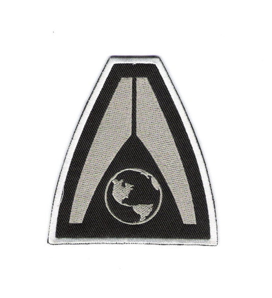 3 inches tall, a new Mass Effect 3 Earth Systems Alliance Logo embroidered patch. Sew on or iron on. New.

Please note we will always combine shipping on like items.  Any additional patch or pin will ship for 50 cent per item.  Any additional payment will be reimbursed to your Paypal account.  Thank You.