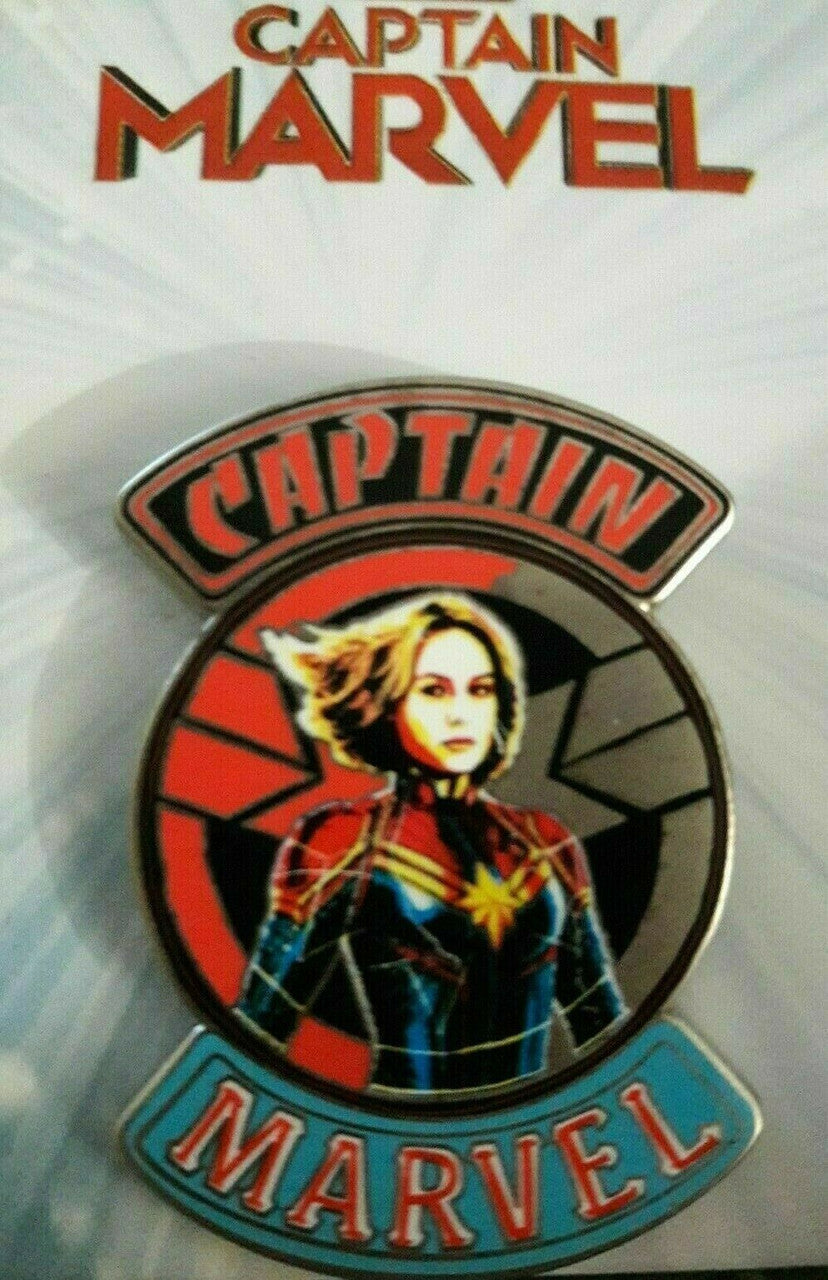 1.75 inches tall Captain Marvel from the Marvel comic series "Avengers"  enamel pin with clutch back. New.

Please note we will always combine shipping on like items.  Any additional patch or pin will ship for 50 cent per item.  Any additional payment will be reimbursed to your Paypal account.  Thank You.