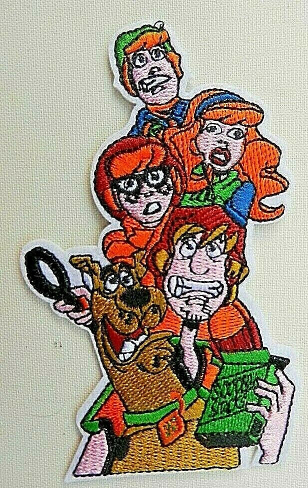 5" inches tall, Scooby-Doo, Shaggy and the Frighten Cast embroidered patch. Sew on or iron on. New.

Please note we will always combine shipping on like items.  Any additional patch or pin will ship for 50 cent per item.  Any additional payment will be reimbursed to your Paypal account.  Thank You.