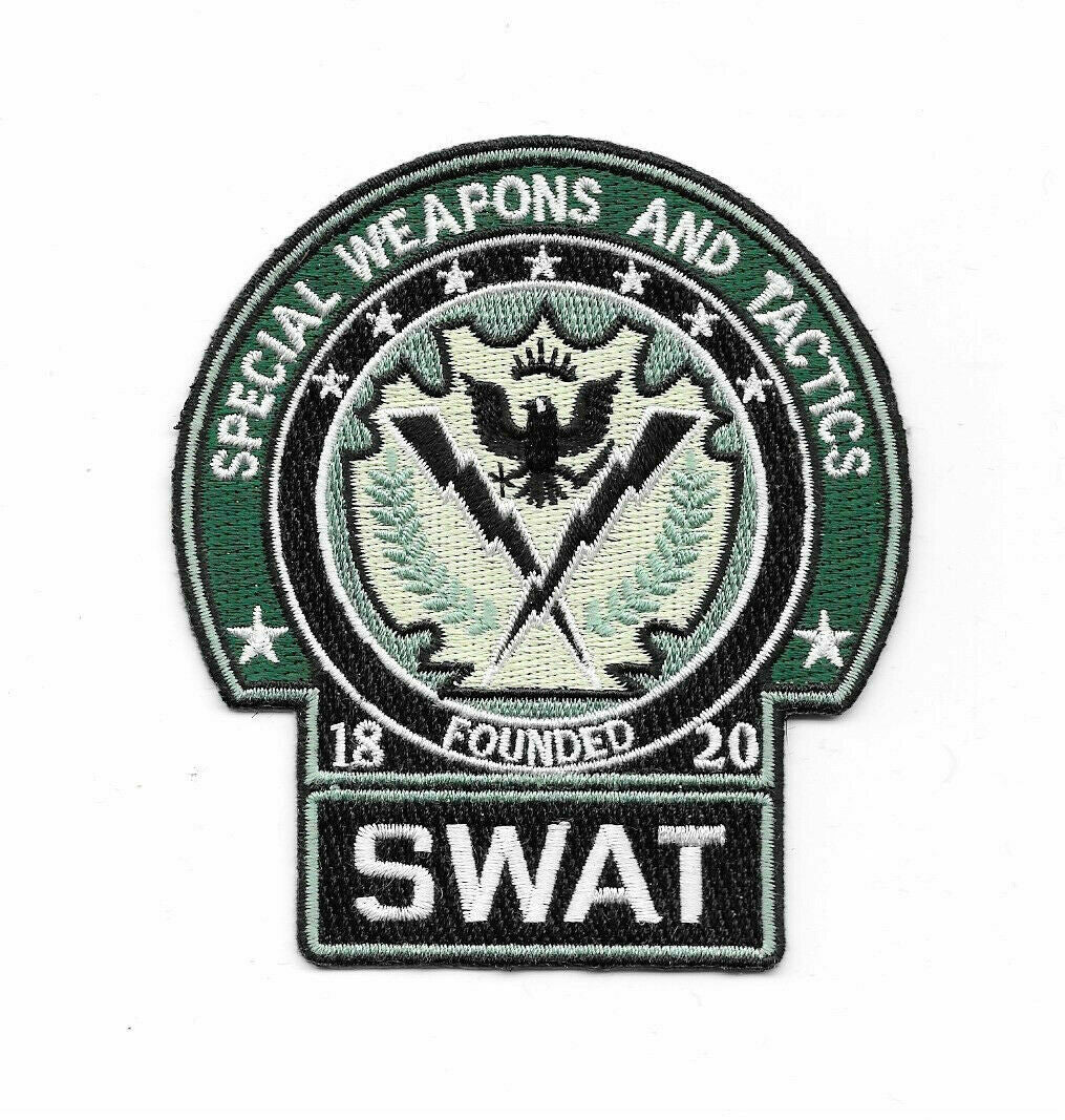 4.5 inch tall, Batman The Dark Knight SWAT "Special Weapon and Tactics" Team shoulder embroidered patch. Sew on or iron on. New.

Please note we will always combine shipping on like items.  Any additional patch or pin will ship for 50 cent per item.  Any additional payment will be reimbursed to your Paypal account.  Thank You.