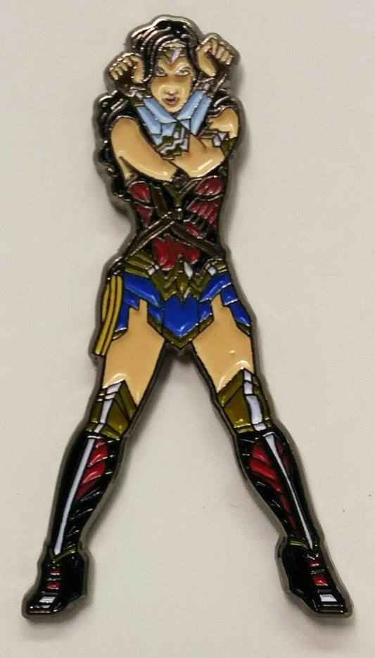  2 inches tall Wonder Woman (Gal Gadot)  with crossed arms enamel pin with clutch back. New.

Please note we will always combine shipping on like items.  Any additional patch or pin will ship for 50 cent per item.  Any additional payment will be reimbursed to your Paypal account.  Thank You.