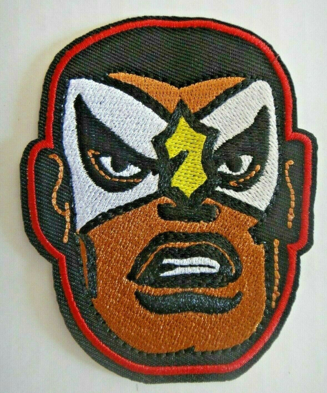3.5 inches tall, Marvel Comics Sam Walton "The Falcon" (Captain America)  embroidered patch. Sew or iron on. New.

Please note we will always combine shipping on like items.  Any additional patch or pin will ship for 50 cent per item.  Any additional payment will be reimbursed to your account.