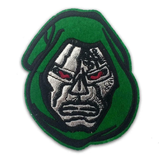 3.5 inches tall,  a new Marvel Comics Doctor Doom "Portrait" embroidered patch.  The premier villain to the Fantastic Four franchise.  Sew or iron on. New. 

Please note we will always combine shipping on like items.  Any additional patch or pin will ship for 50 cent per item.  Any additional payment will be reimbursed to your Paypal account.  Thank You.
