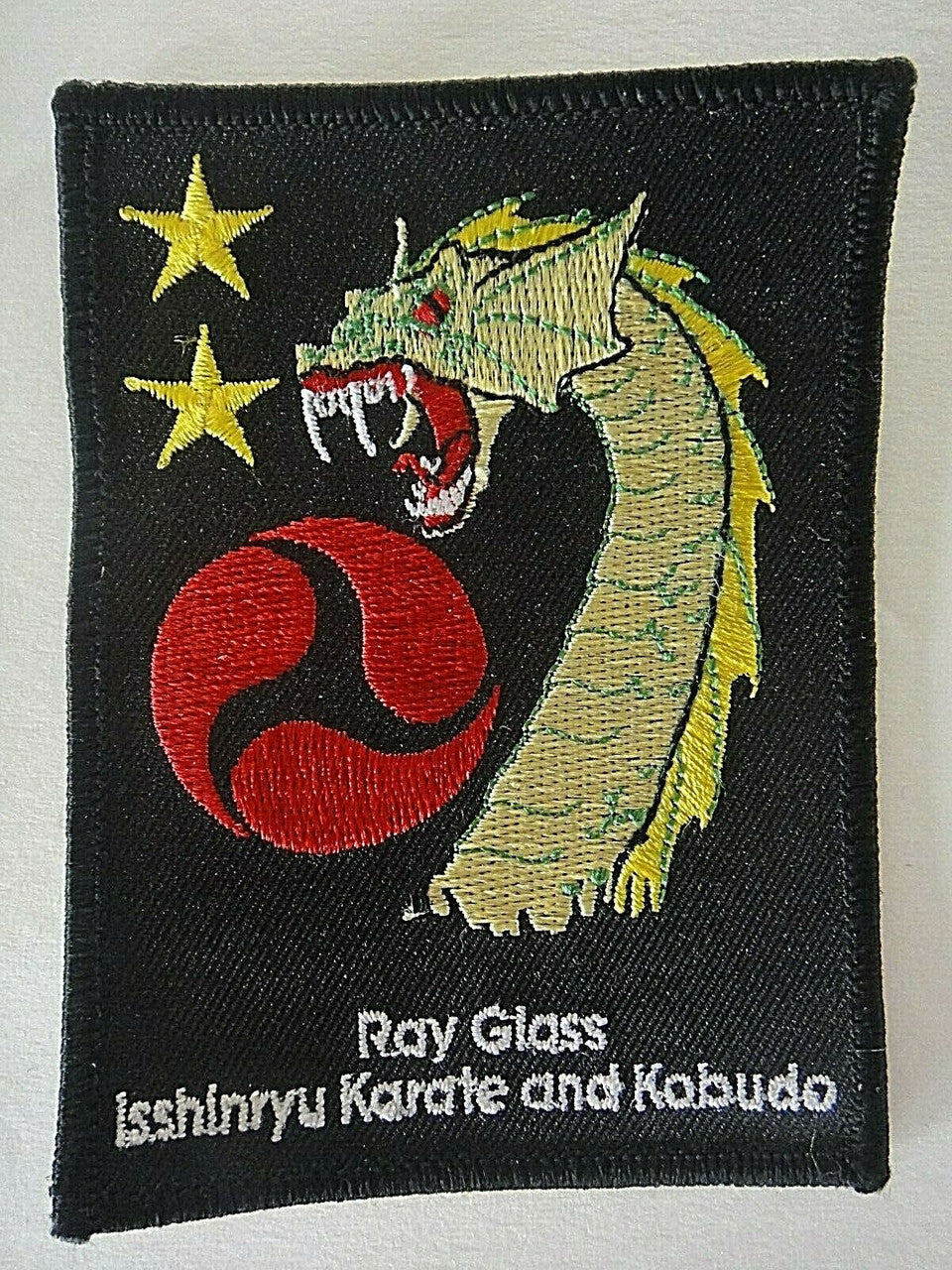 4 inches in diameter,  a new Ray Glass Isshinryu Karate and Kobudo embroidered patch. Sew on or iron on. New.
Part of my patch collection acquired over 25 years. 

Please note we will always combine shipping on like items.  Any additional patch or pin will ship for 50 cent per item.  Any additional payment will be reimbursed to your Paypal account.  Thank You.