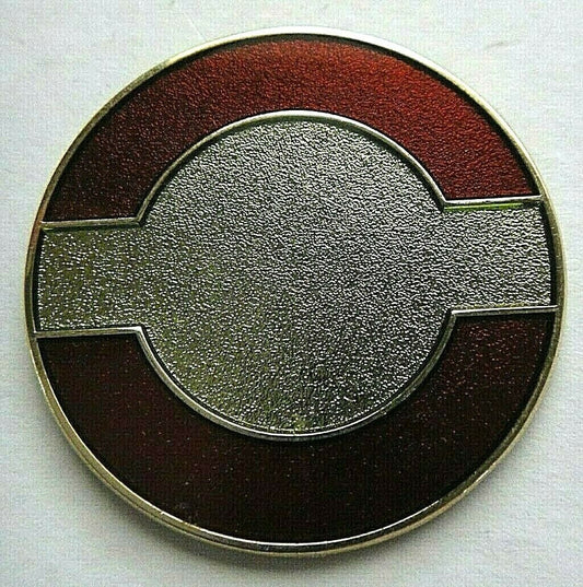 1.25 inches tall, Star Wars Open Circle Fleet Symbol enamel pin with clutch back. New.

Please note we will always combine shipping on like items.  Any additional patch or pin will ship for 50 cent per item.  Any additional payment will be reimbursed to your Paypal account.  Thank You.