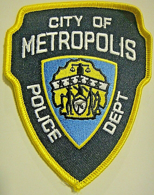 4.5 inches tall" diameter, Supermen City of Metropolis Police Dept Shoulder Embroidered Patch.  Sew on or iron on. New.

Please note we will always combine shipping on like items.  Any additional patch or pin will ship for 50 cent per item.  Any additional payment will be reimbursed to your Paypal account.  Thank You.