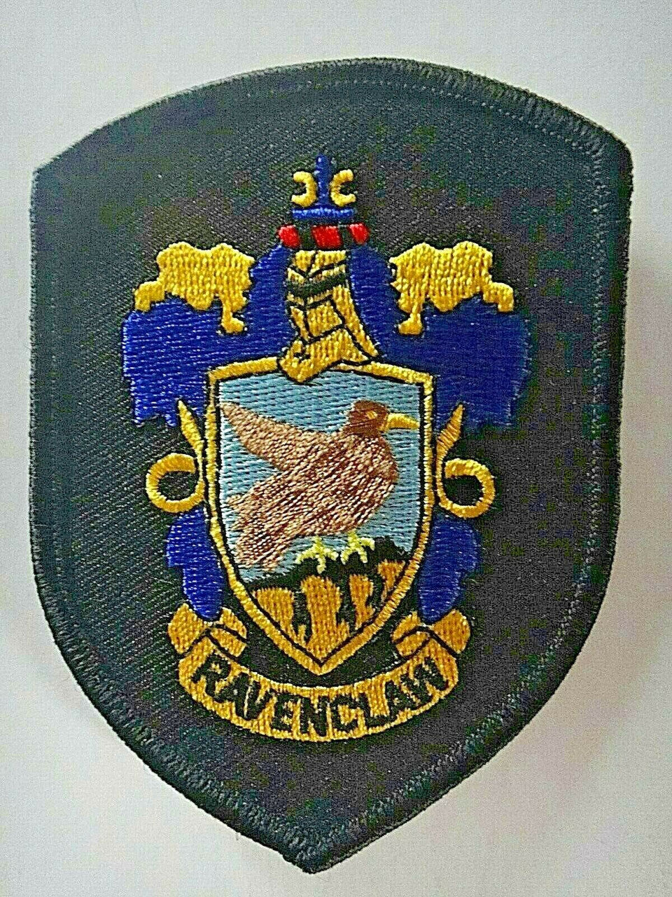 4 inches tall, Harry Potter "Ravenclaw" Robe embroidered patch.  Sew or iron on. New

Please note we will always combine shipping on like items.  Any additional patch or pin will ship for 50 cent per item.  Any additional payment will be reimbursed to your Paypal account.  Thank You.