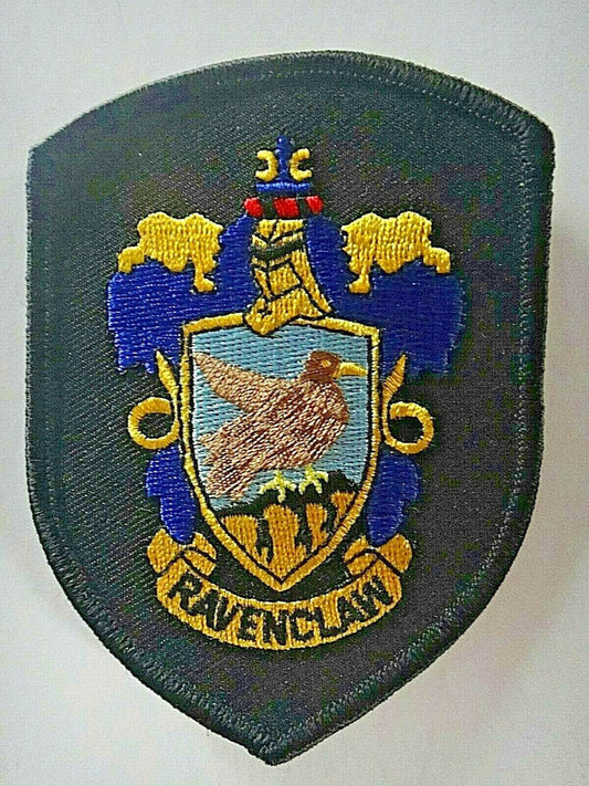 4 inches tall, Harry Potter "Ravenclaw" Robe embroidered patch.  Sew or iron on. New

Please note we will always combine shipping on like items.  Any additional patch or pin will ship for 50 cent per item.  Any additional payment will be reimbursed to your Paypal account.  Thank You.