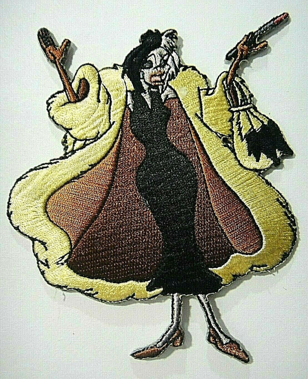 4 inches wide , a new Cruella De Vil super villain of the 101 Dalmatians Motion Picture, has her very own embroidered patch. Sew on or iron on. 

Please note we will always combine shipping on like items.  Any additional patch or pin will ship for 50 cent per item.  Any additional payment will be reimbursed to your Paypal account.  Thank You.