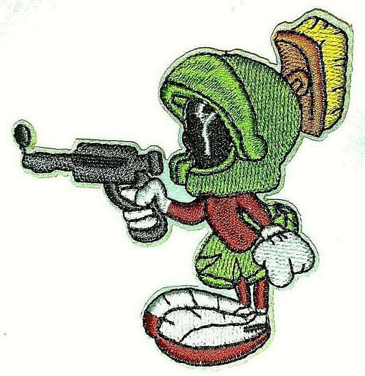3" tall, Marvin The Martian with a Ray Gun embroidered patch. Sew on or iron on. New.

Please note we will always combine shipping on like items.  Any additional patch or pin will ship for 50 cent per item.  Any additional payment will be reimbursed to your Paypal account.  Thank You.