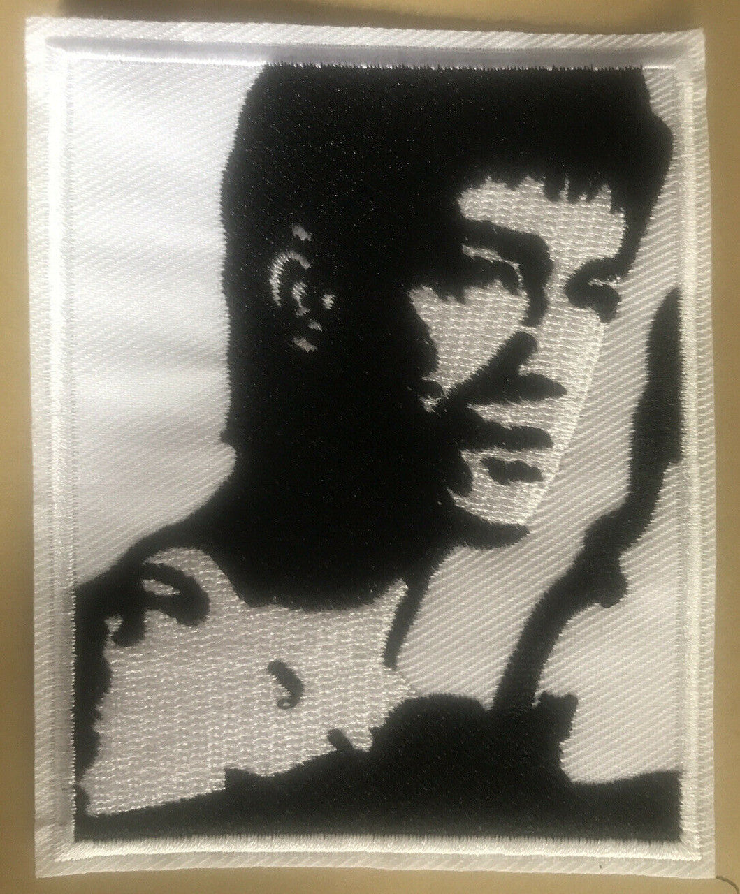 4 inches tall, a new Bruce Lee "Enter the Dragon" embroidered patch. Sew on or iron on. New.

Please note we will always combine shipping on like items.  Any additional patch or pin will ship for 50 cent per item.  Any additional payment will be reimbursed to your Paypal account.  Thank You.