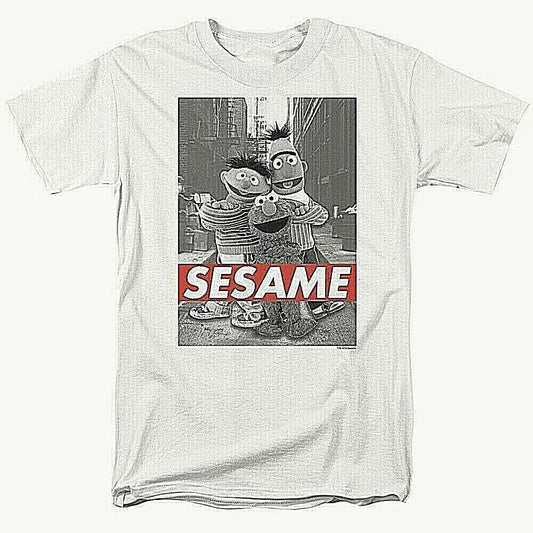 Sesame Street "Burt, Ernie & Elmo" Mens Unisex T-Shirt Available in Sm to 3x
100% Cotton High Quality Pre Shrunk Machine Washable T Shirt