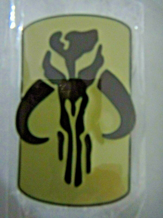 2. 3/8 inch high, Star Wars Boba Fett Embossed Mandalorian logo enamel pin with clutch back. New.

Please note we will always combine shipping on like items.  Any additional patch or pin will ship for 50 cent per item.  Any additional payment will be reimbursed to your Paypal account.  Thank You.
