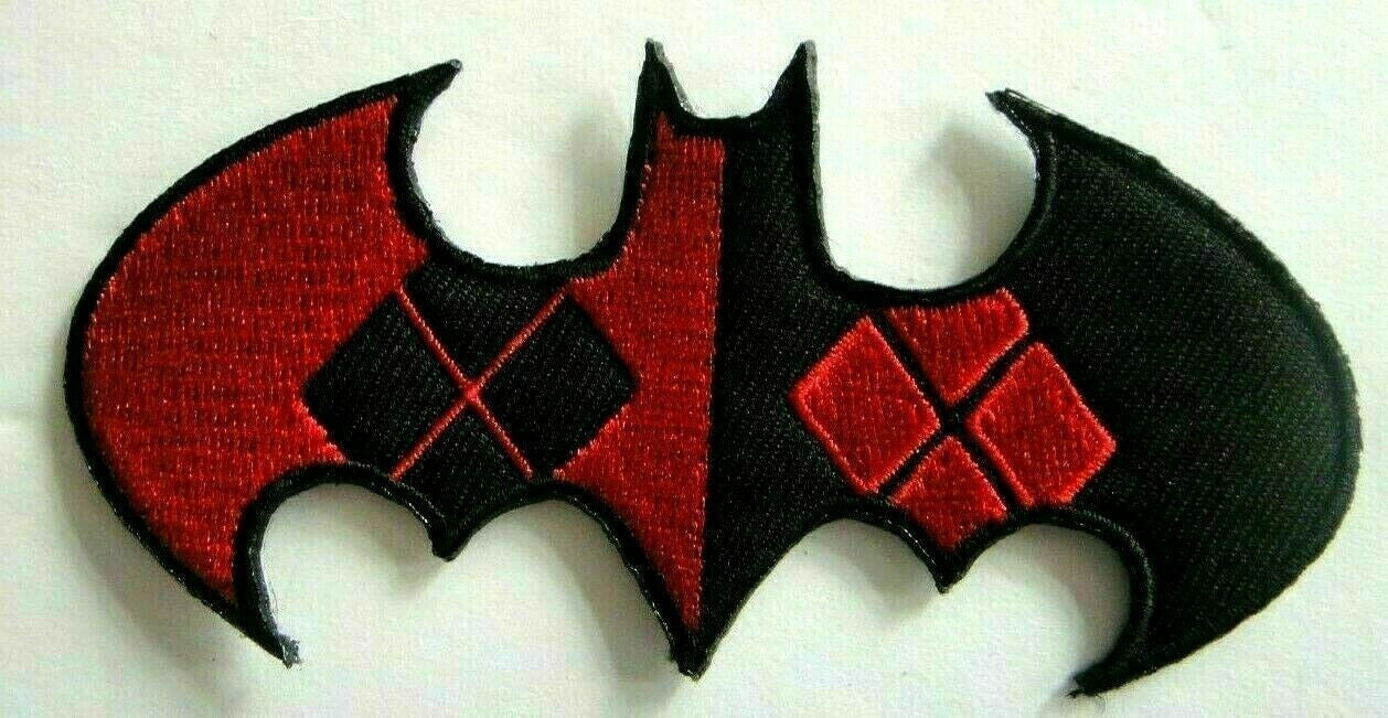 4 inches wide, a new Harley Quinn "Bat Logo" embroidered patch. Sew on or iron on. New.
 
Please note we will always combine shipping on like items.  Any additional patch or pin will ship for 50 cent per item.  Any additional payment will be reimbursed to your Paypal account.  Thank You.