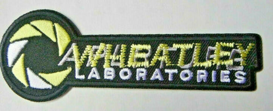 4" long, a new Portal 2, a new Wheatley Laboratories embroidered patch. Sew or iron on. New.

Please note we will always combine shipping on like items.  Any additional patch or pin will ship for 50 cent per item.  Any additional payment will be reimbursed to your Paypal account.  Thank You.