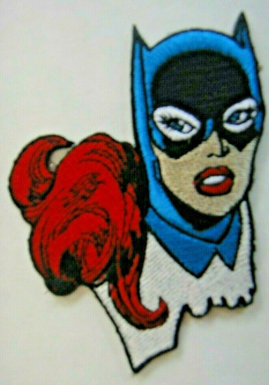 3.5 inches tall, a new DC Comics Batgirl "Portrait" embroidered patch. Sew or iron on. New.

Please note we will always combine shipping on like items.  Any additional patch or pin will ship for 50 cent per item.  Any additional payment will be reimbursed to your Paypal account.  Thank You.