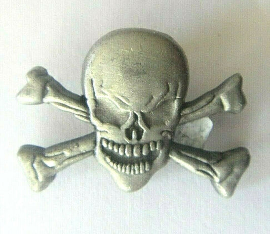 1 inch wide,  a new pirate skull and bones pewter lapel pin with clutch back.

Please note we will always combine shipping on like items.  Any additional patch or pin will ship for 50 cent per item.  Any additional payment will be reimbursed to your Paypal account.  Thank You.