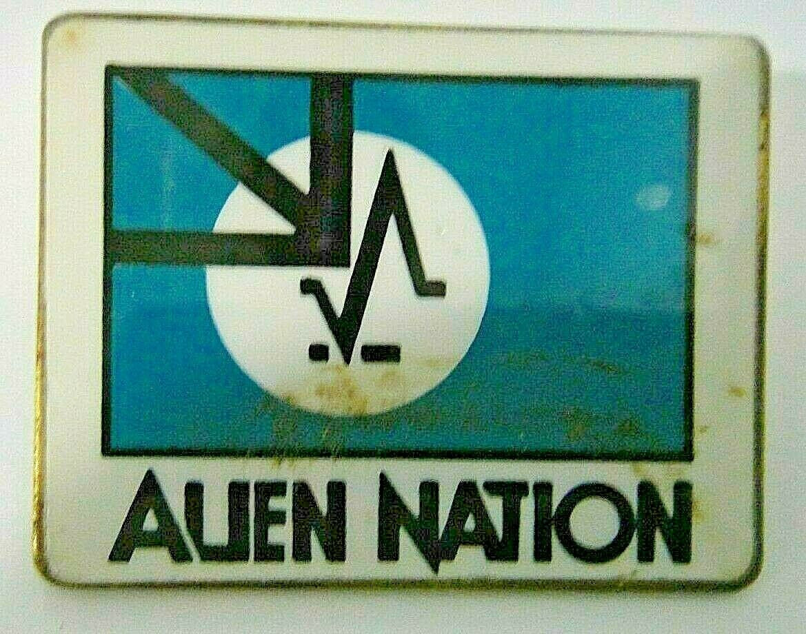 1 1/4 inches wide.  a new Alien Nation 1998 Motion Picture Enamel Metal pin with clutch back. 

Please note we will always combine shipping on like items.  Any additional patch or pin will ship for 50 cent per item.  Any additional payment will be reimbursed to your Paypal account.  Thank You.