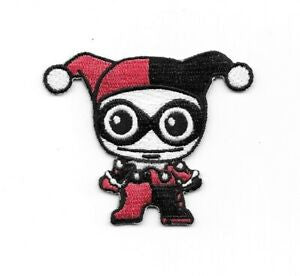 2 inch tall Harley Quinn Mini Pop Bombshell embroidered patch. Sew on or iron on. New.

Please note we will always combine shipping on like items.  Any additional patch or pin will ship for 50 cent per item.  Any additional payment will be reimbursed to your Paypal account.  Thank You.