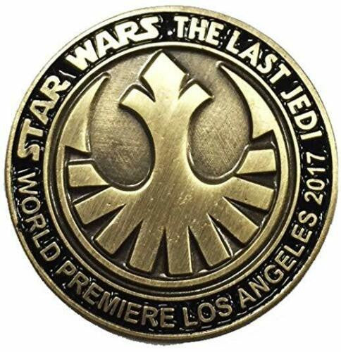 1 inch diameter, a new Star Wars The Last Jedi Exclusive World Premiere Pewter Pin from the Los Angeles 2017 Premiere.  Limited to 1000 pc. Include metal pin back. 

Please note we will always combine shipping on like items.  Any additional patch or pin will ship for 50 cent per item.  Any additional payment will be reimbursed to your Paypal account.  Thank You.
